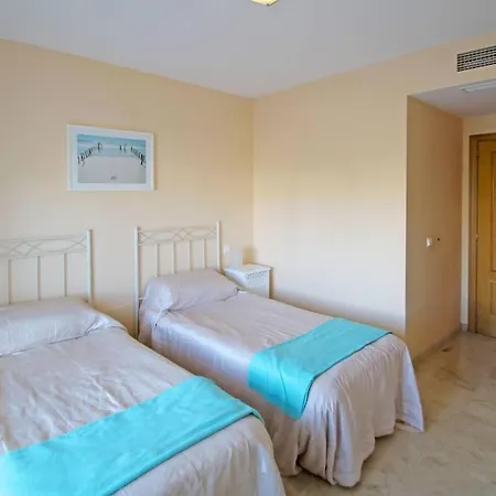 Luxury, Spacious 2 Bed *