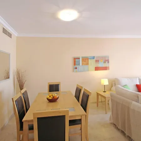 Luxury, Spacious 2 Bed Estepona