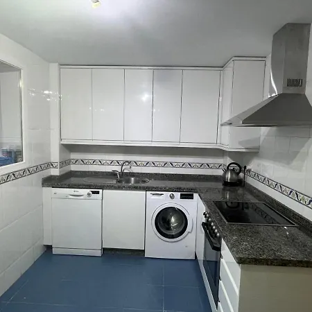 Luxury, Spacious 2 Bed Apartment Estepona